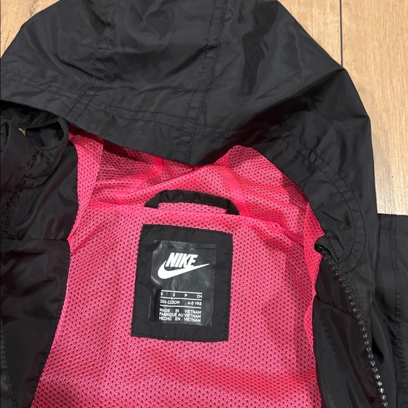 Toddler Nike girls Windbreaker Jacket Size 4-5 years - Picture 5 of 16